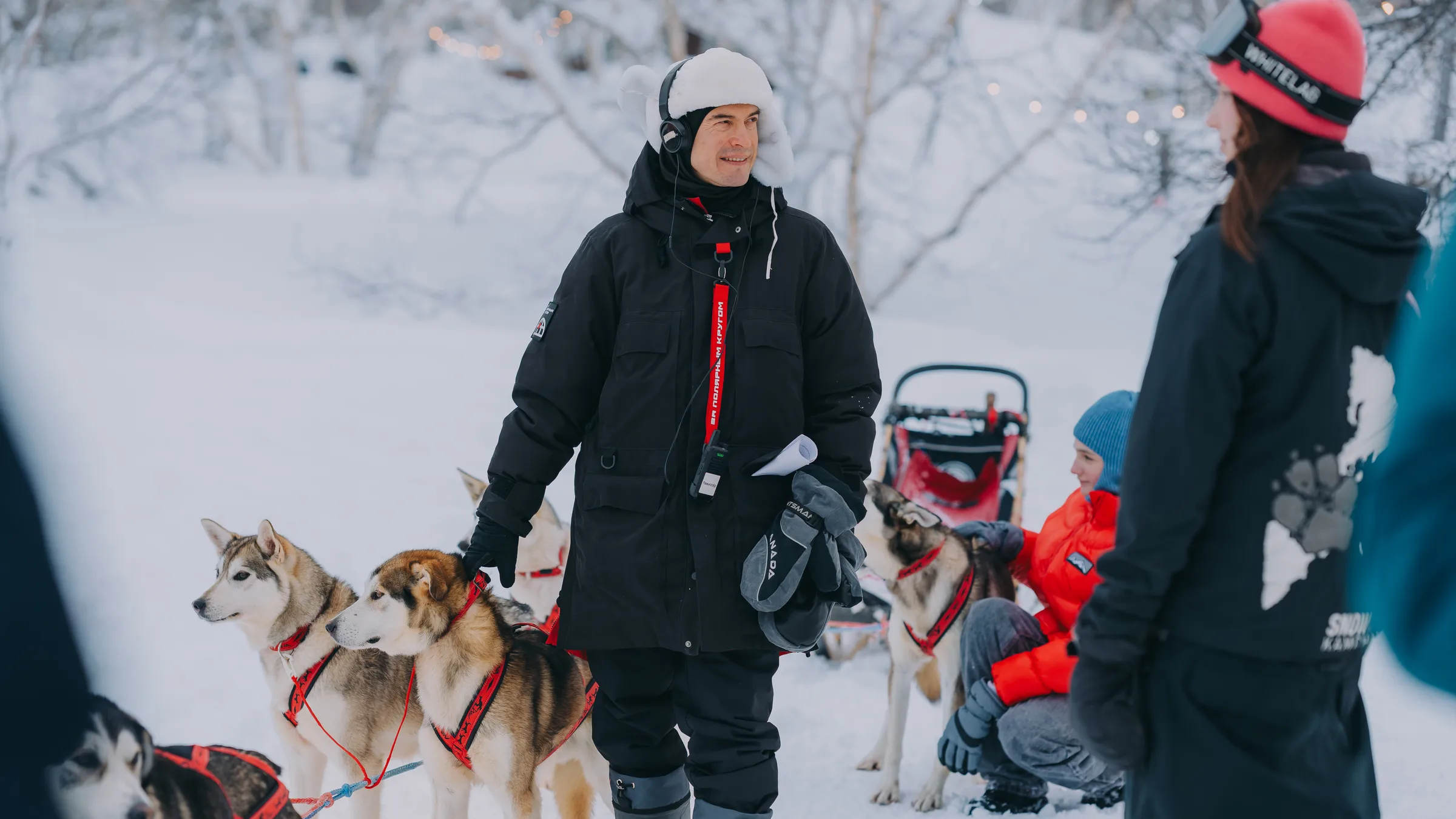 На съёмочной площадке с ездовыми собаками